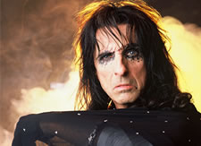 Shock-rock superstar Alice Cooper to headline Fairport Convention's Cropredy Festival